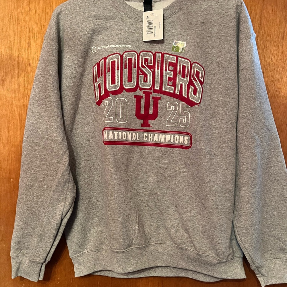 Indiana University Hoosiers 2025 National Champions Sweatshirt NWT Men’s L Gray
